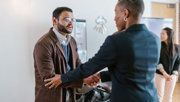 Retour au salariat après une période à son compte
